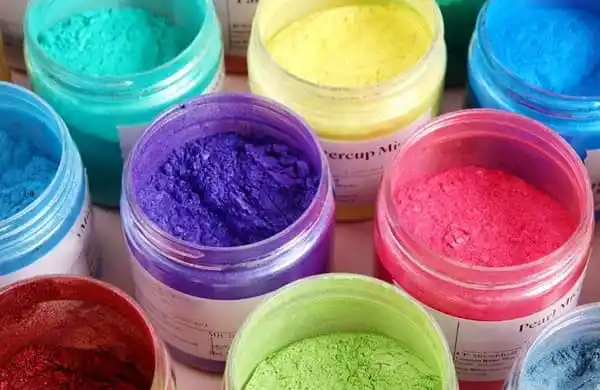 Pearlescent Pigments image
